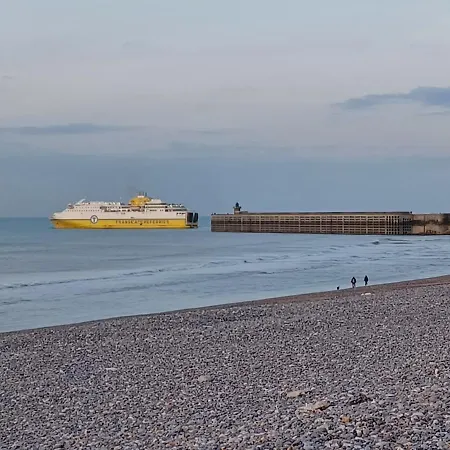 Bleu D'arques Lumineux Et Calme Apartment