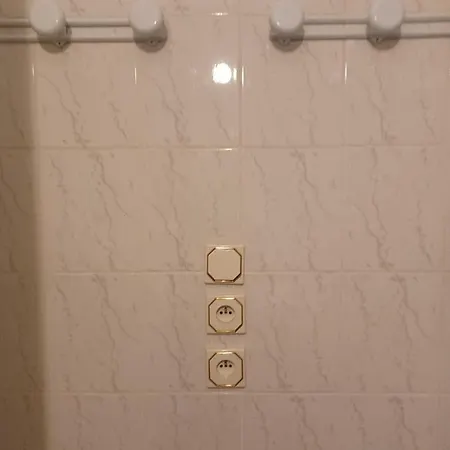 Bleu D'arques Lumineux Et Calme Lägenhet *