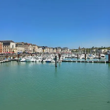 Bleu D'arques Lumineux Et Calme דירה דייפ
